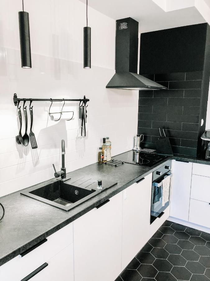 Ferienwohnung Bieszczadzkie Utulenie Ustrzyki Dolne Exterior foto